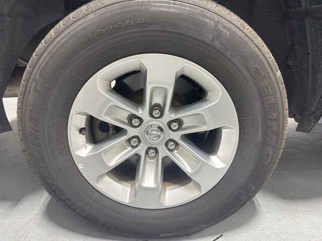 Used 2024 RAM 1500 Laramie AWD/4WD image 6