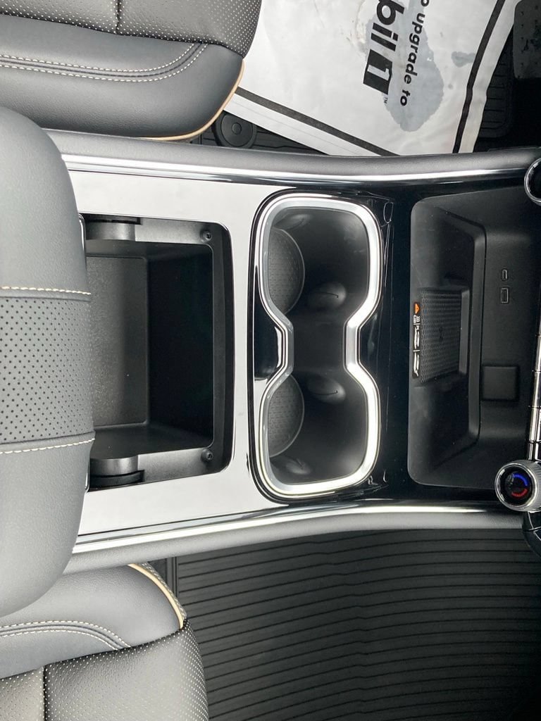 New 2026 Chevrolet Traverse High Country AWD/4WD image 15