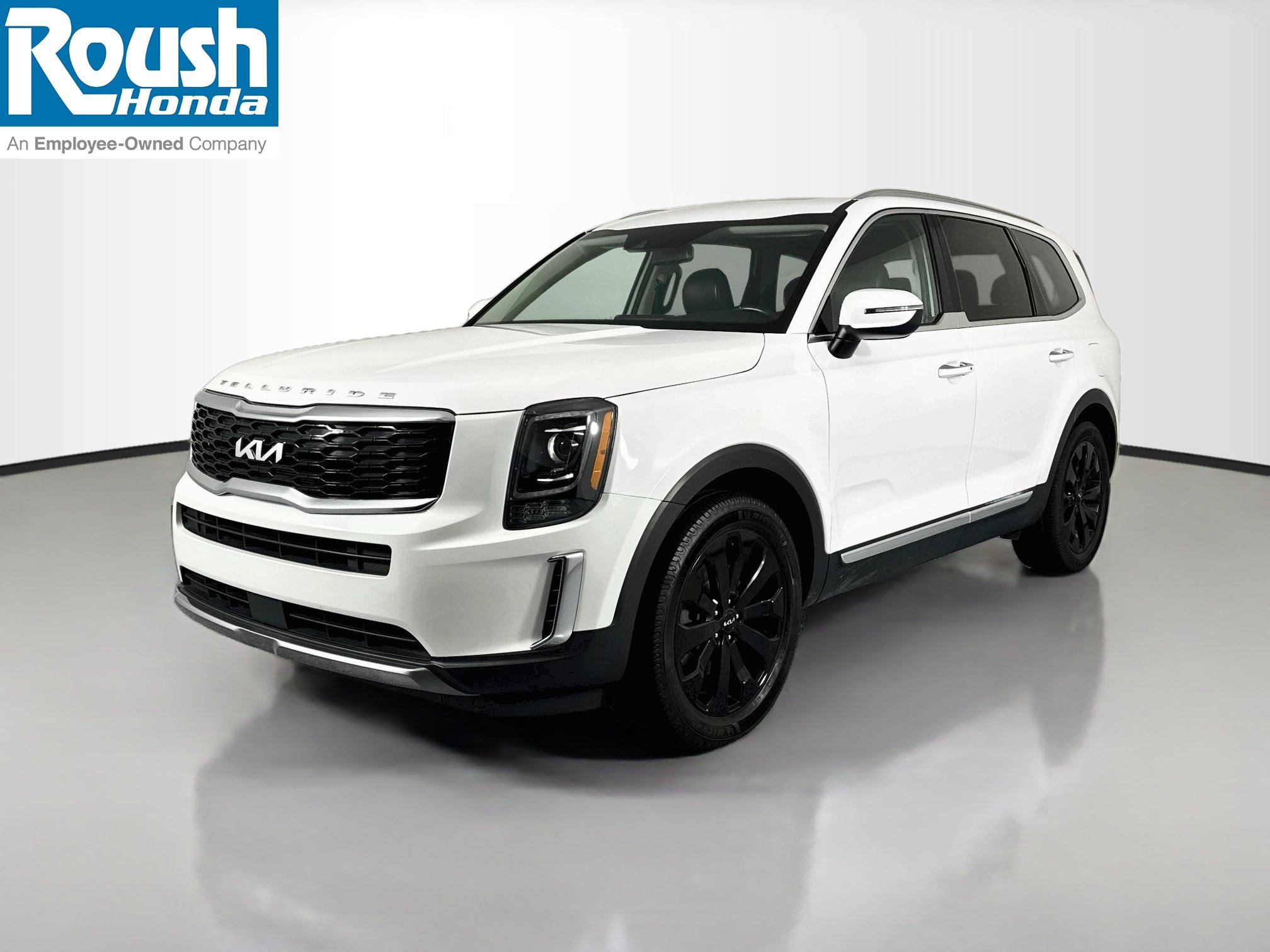 Used 2022 Kia Telluride S FWD image 1