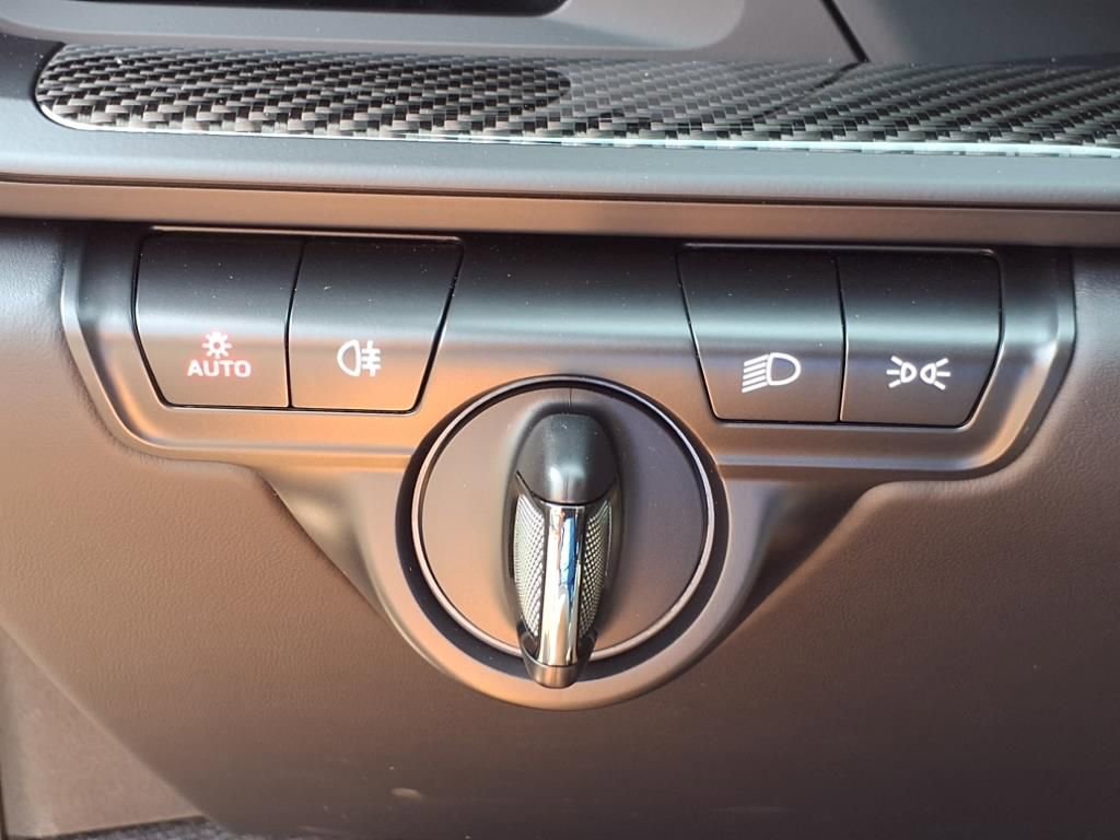 Used 2024 Porsche 911 GT3 RWD image 13