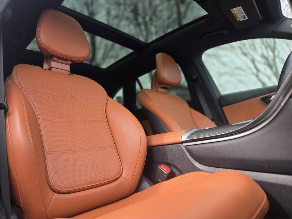 Used 2023 Mercedes-Benz GLC 300 4MATIC image 24