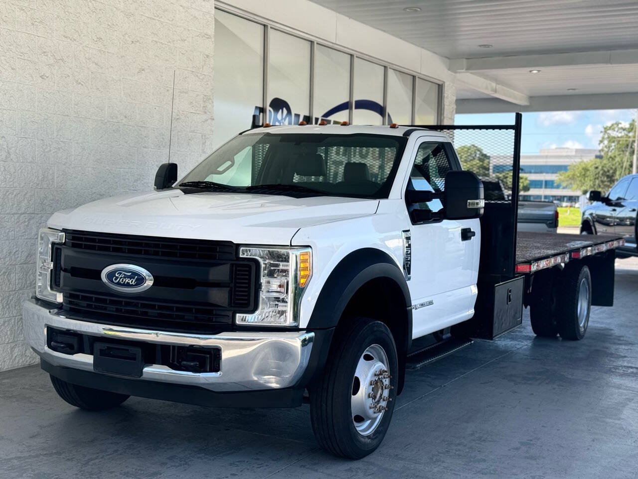 Used 2017 Ford F550 2WD Regular Cab Super Duty