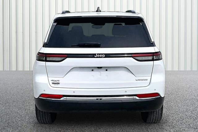 Used 2023 Jeep Grand Cherokee Laredo w/ Luxury Tech Group I AWD/4WD image 4