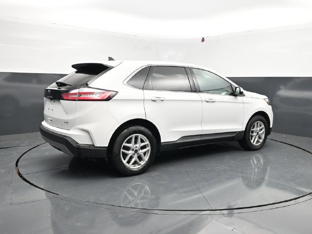 Used 2024 Ford Edge SEL AWD/4WD image 8