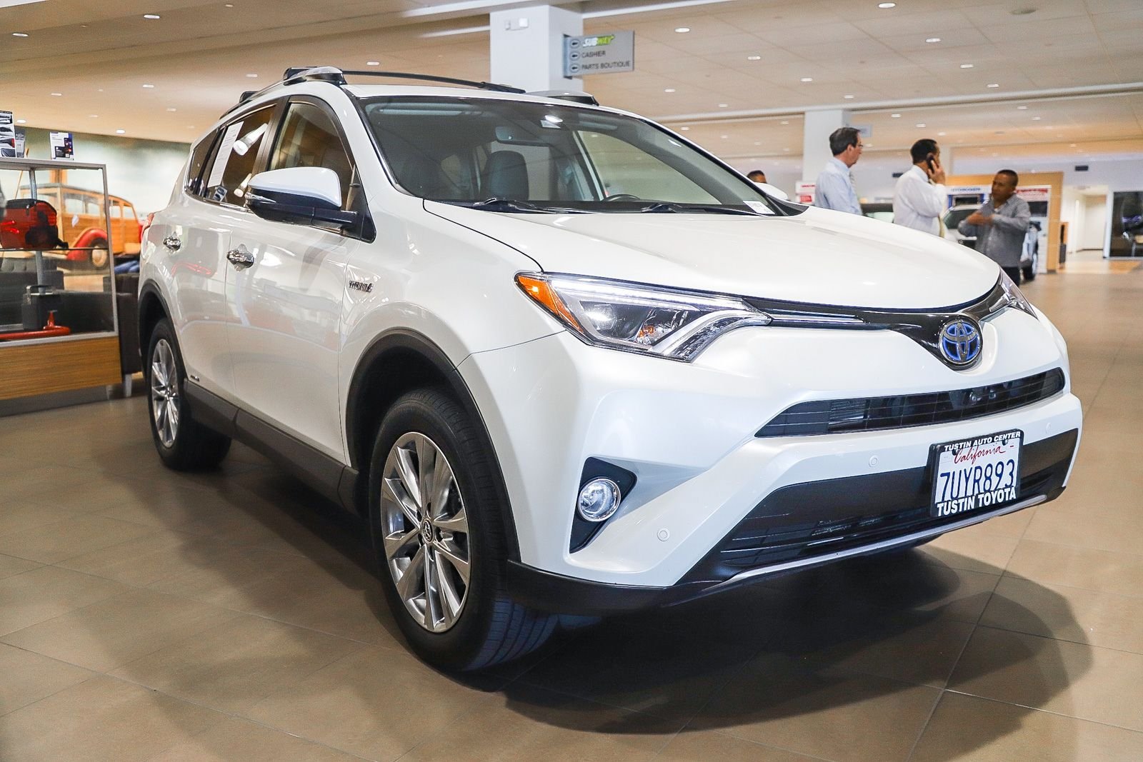 Certified 2017 Toyota RAV4 Limited w/ Advanced Technology Package AWD/4WD image 3