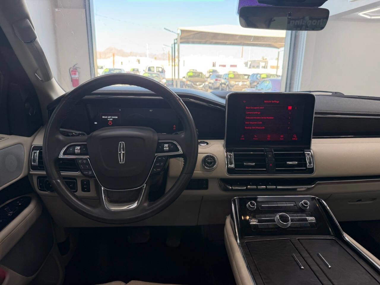 Used 2021 Lincoln Navigator Reserve AWD/4WD image 24