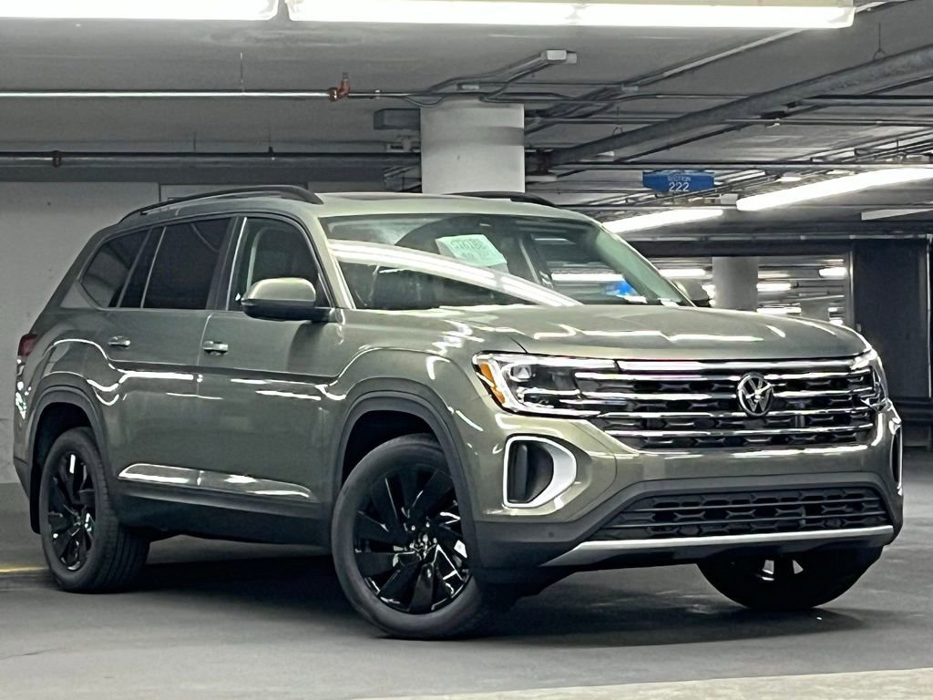 New 2026 Volkswagen Atlas SE
