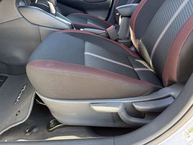 New 2025 Nissan Versa SR w/ Trunk Package FWD image 21