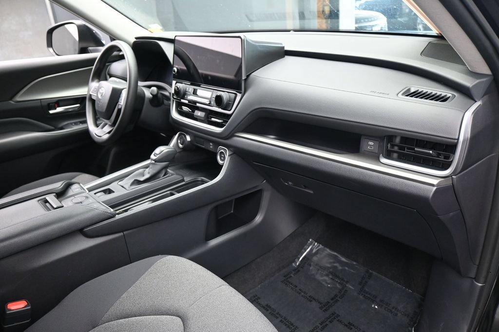Used 2025 Toyota Grand Highlander FWD image 43