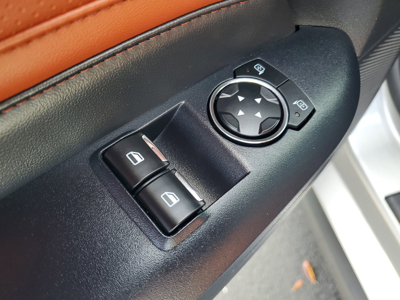 Used 2024 Ford Mustang Premium image 9