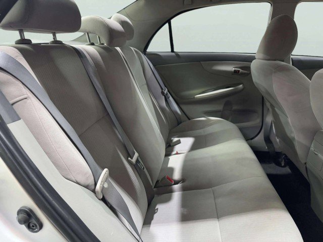 Used 2010 Toyota Corolla LE image 35