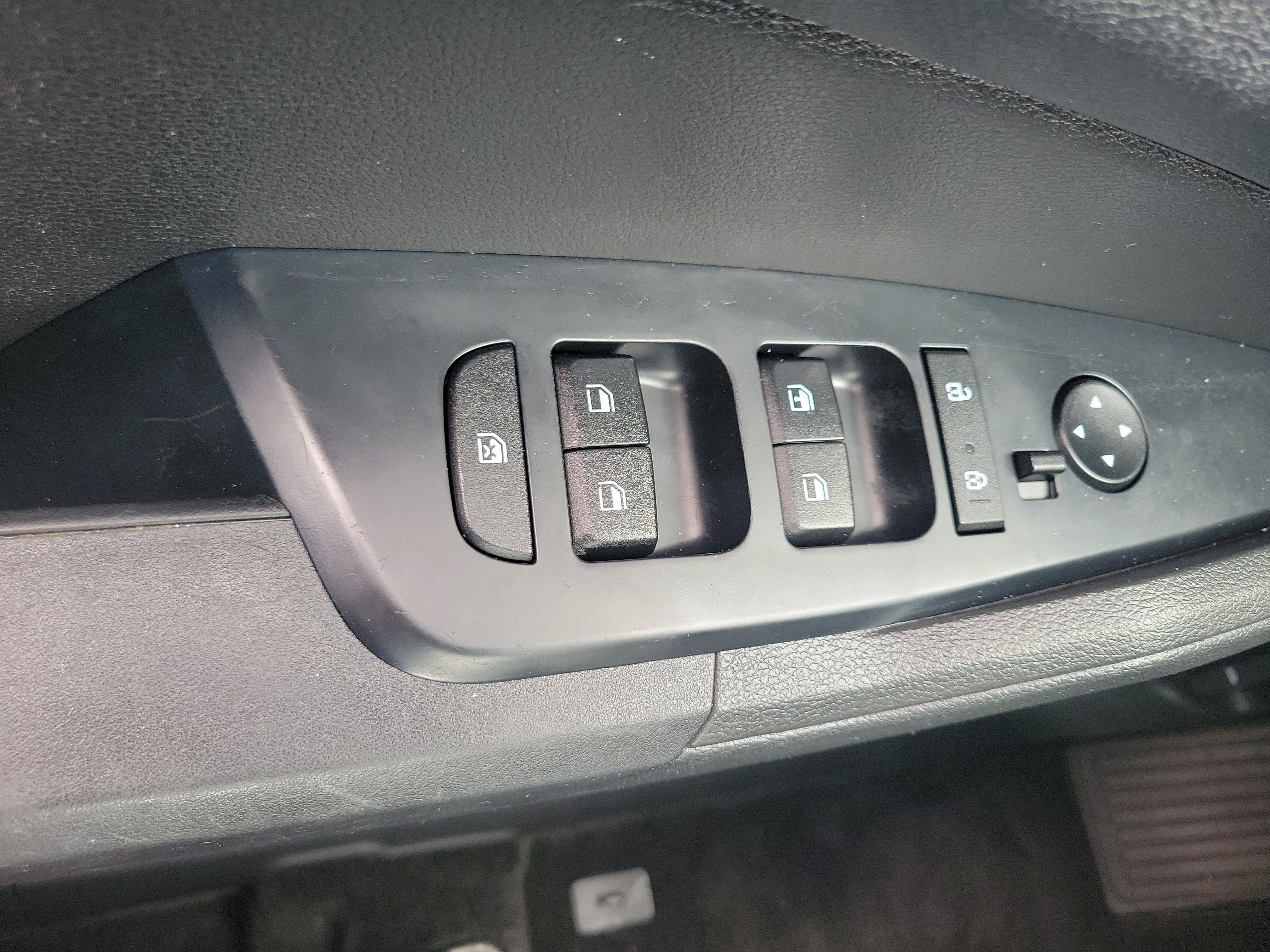 Used 2023 Kia Sportage LX FWD image 25