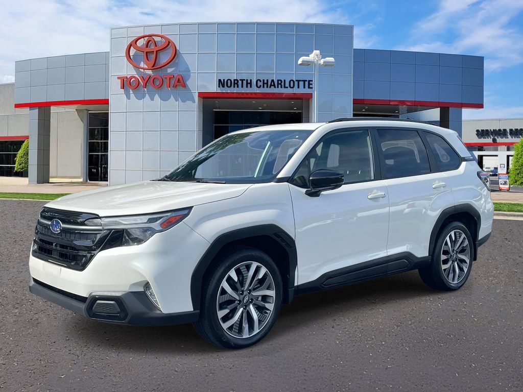 Used 2025 Subaru Forester Touring w/ Popular Package - Touring AWD/4WD image 5
