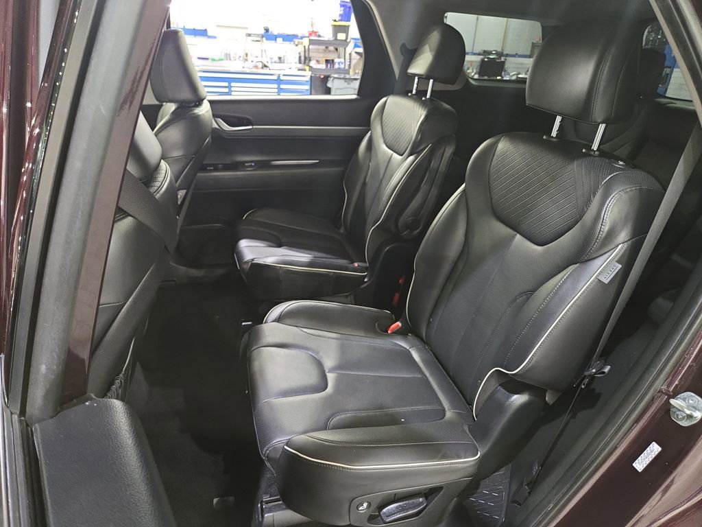 Used 2023 Hyundai Palisade SEL w/ Cargo Package image 27