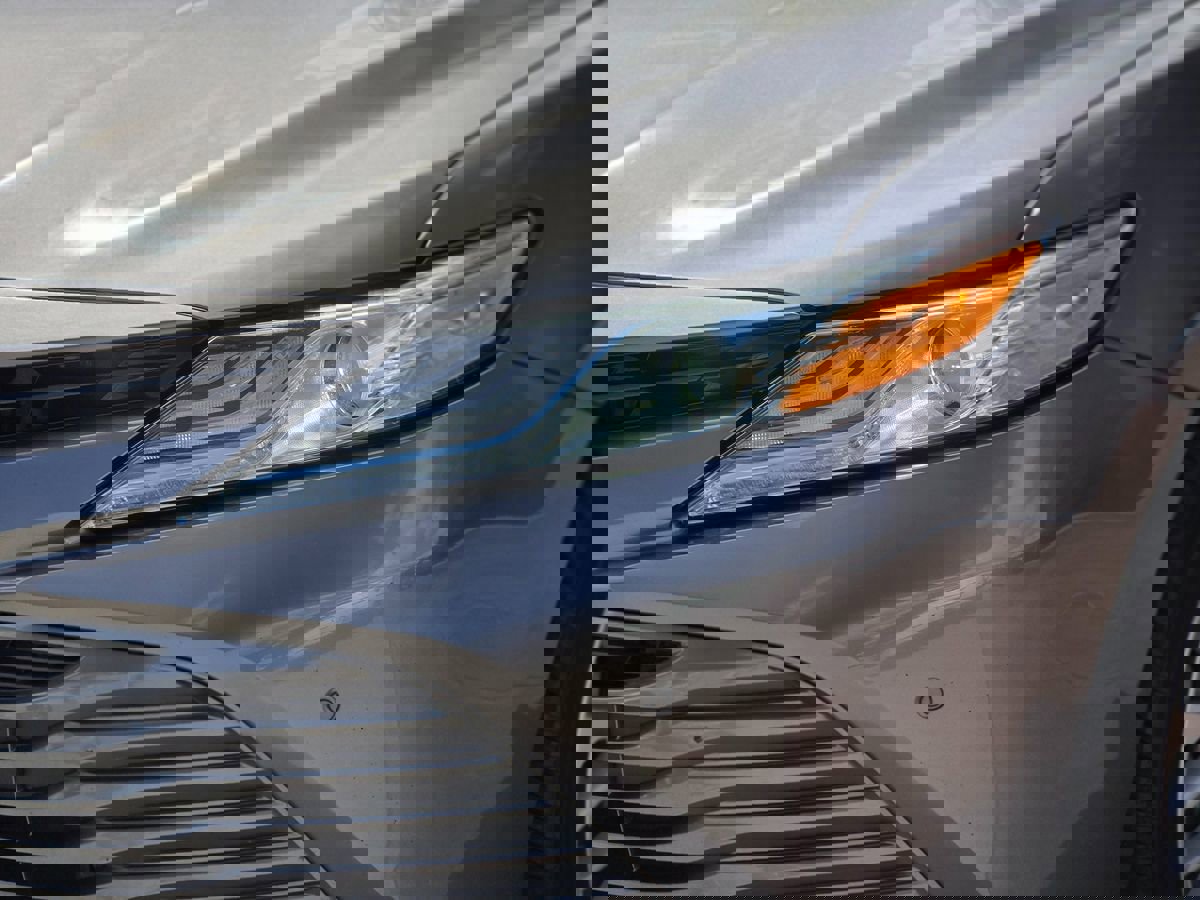 Used 2018 Toyota Camry XLE image 8