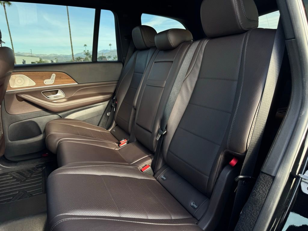 Used 2022 Mercedes-Benz GLS 450 4MATIC image 4