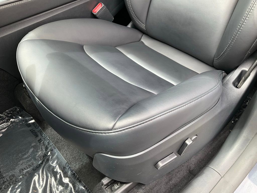 Used 2023 Tesla Model Y 2WD image 17