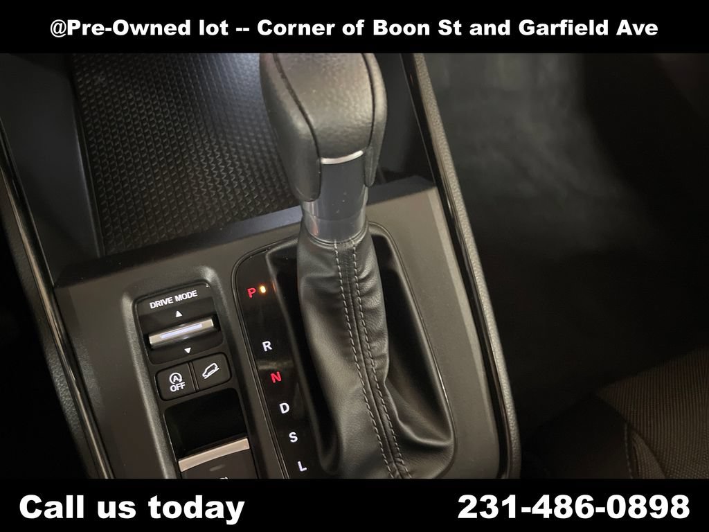 Used 2025 Honda CR-V LX image 23