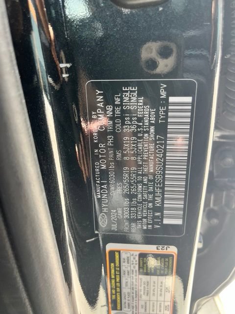 Used 2025 Genesis GV80 2.5T Standard AWD/4WD image 14