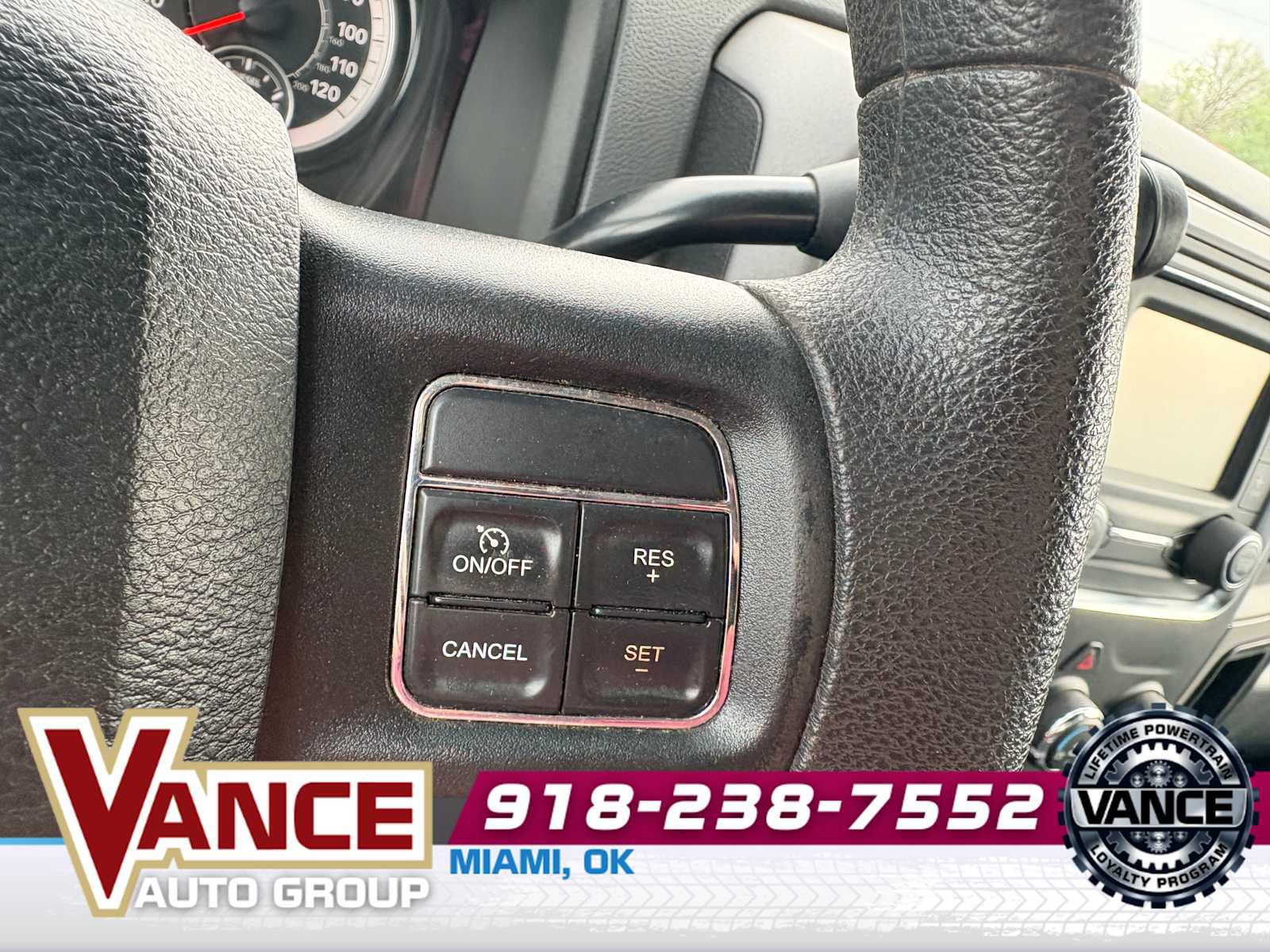 Used 2018 RAM 2500 Tradesman w/ Chrome Appearance Group image 29