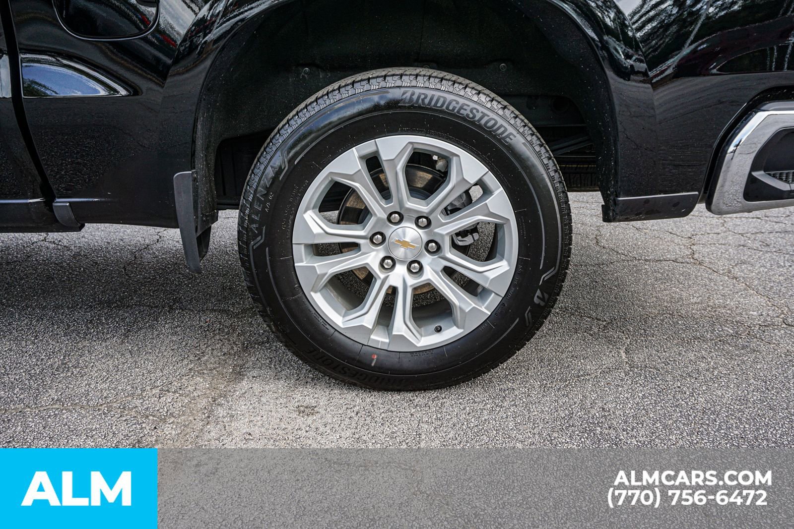 Used 2025 Chevrolet Silverado 1500 LTZ w/ LTZ Convenience Package II RWD image 16