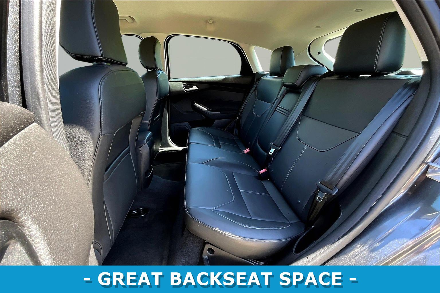 Used 2015 Ford Focus SE w/ Equipment Group 201A FWD image 22