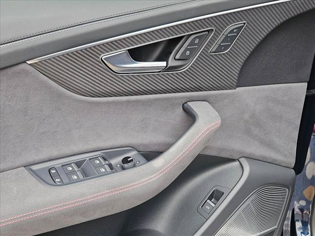 Used 2025 Audi RS Q8 performance AWD/4WD image 11