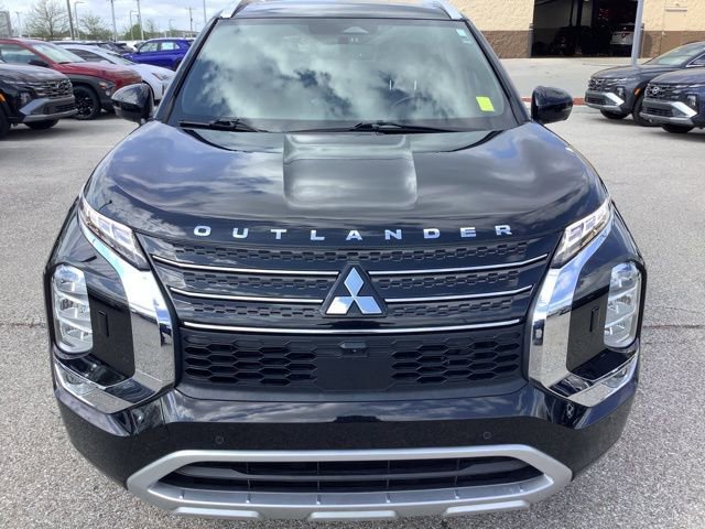 Used 2022 Mitsubishi Outlander SEL image 2