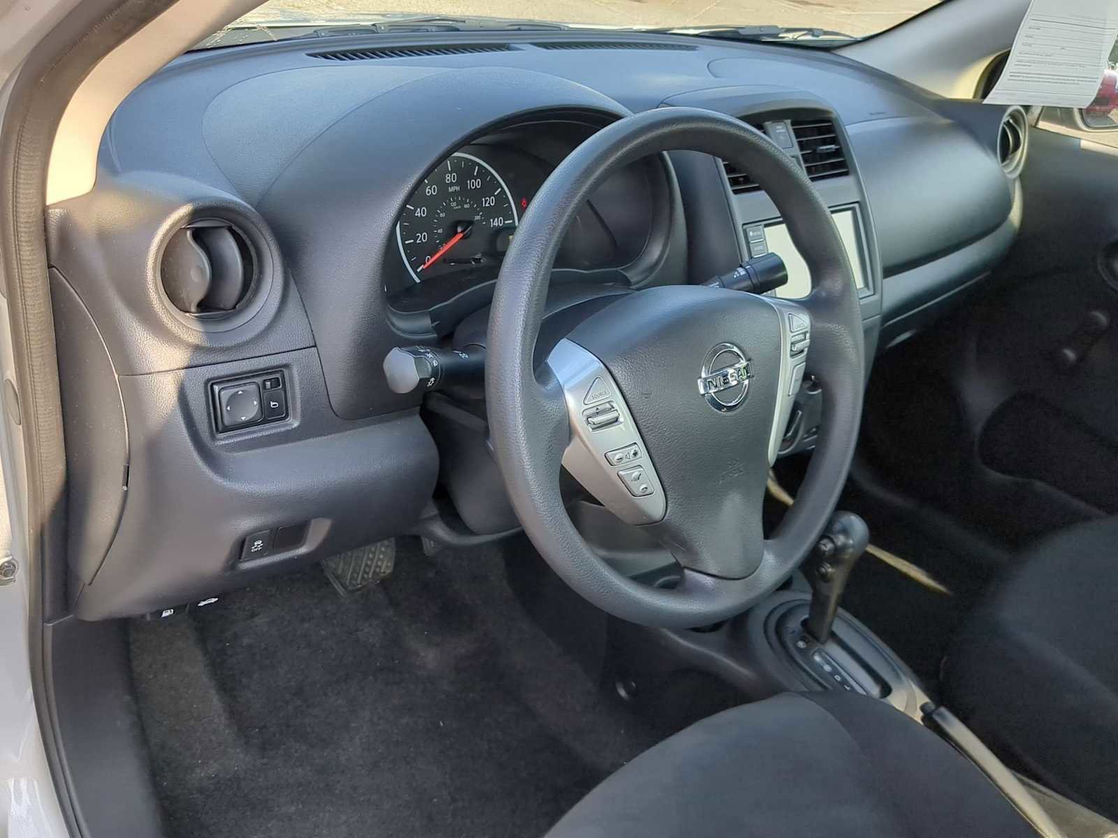 Used 2019 Nissan Versa S Plus image 10