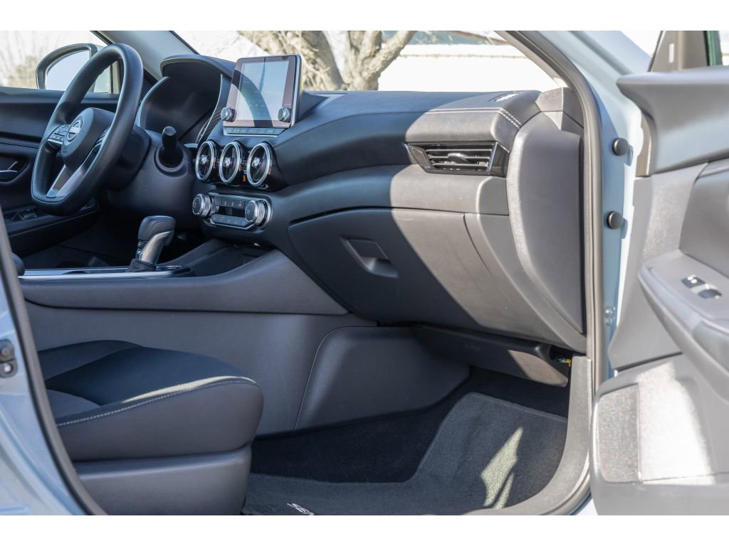 Used 2024 Nissan Sentra SV image 10