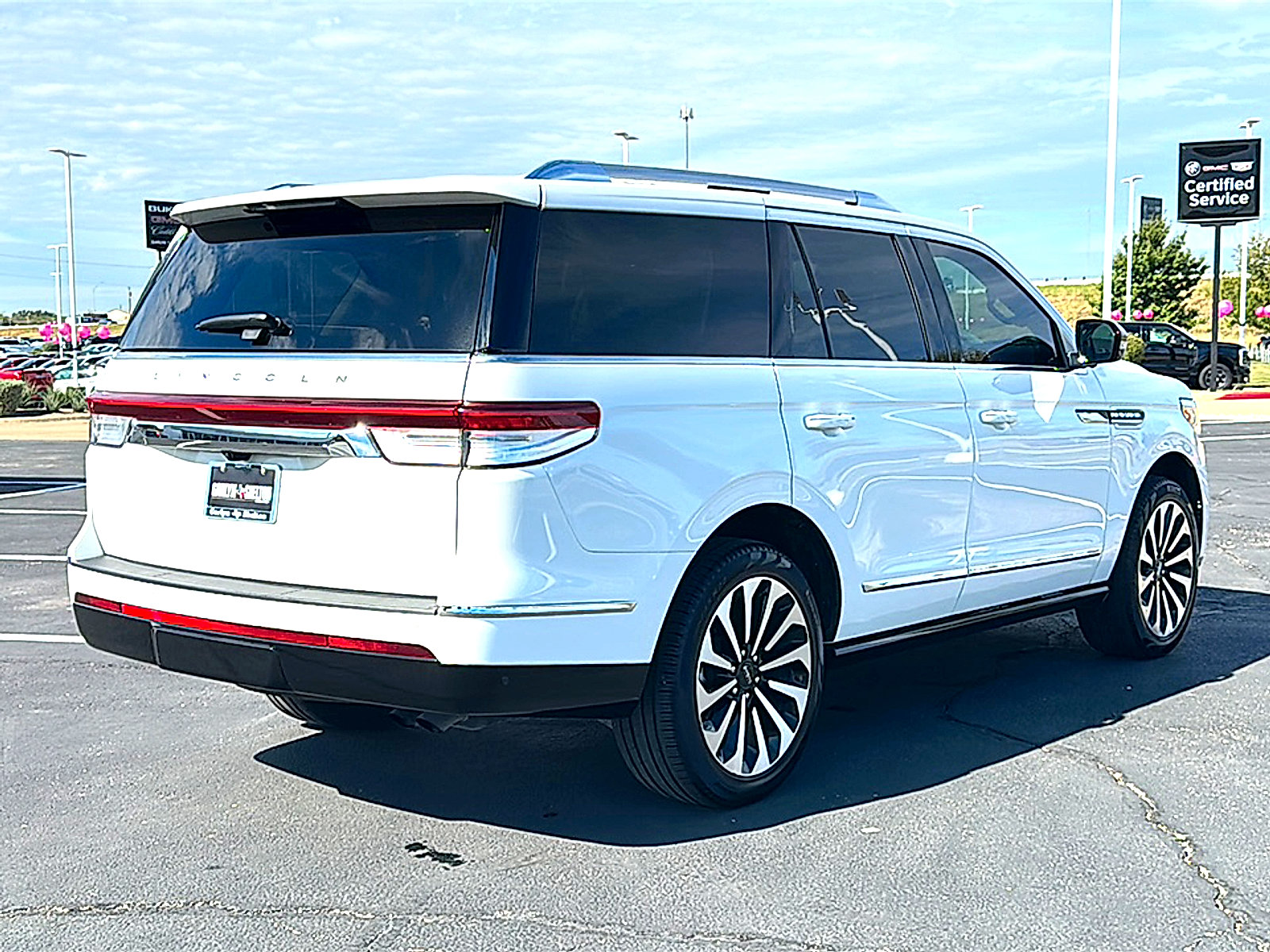 Used 2022 Lincoln Navigator Reserve RWD image 8