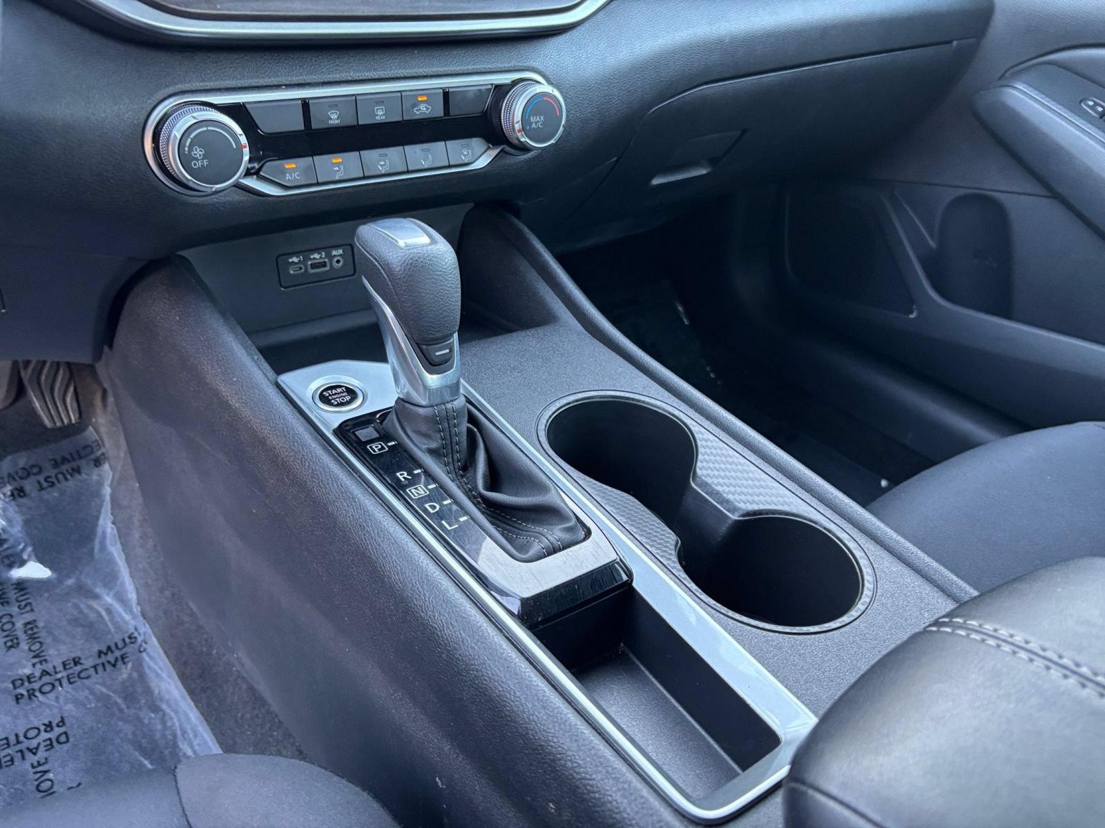 Used 2025 Nissan Altima 2.5 SV FWD image 41