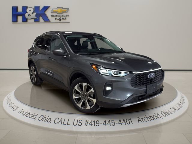 Used 2025 Ford Escape Platinum