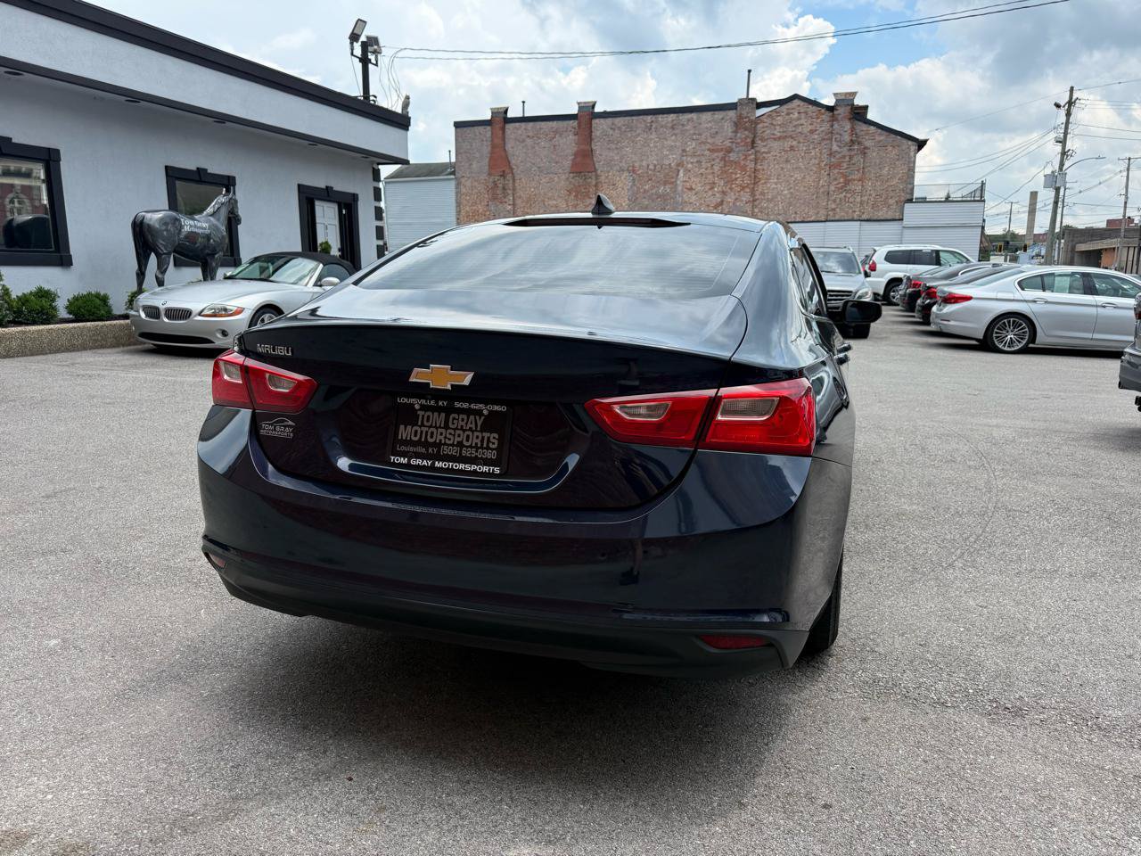 Used 2017 Chevrolet Malibu LS FWD image 3