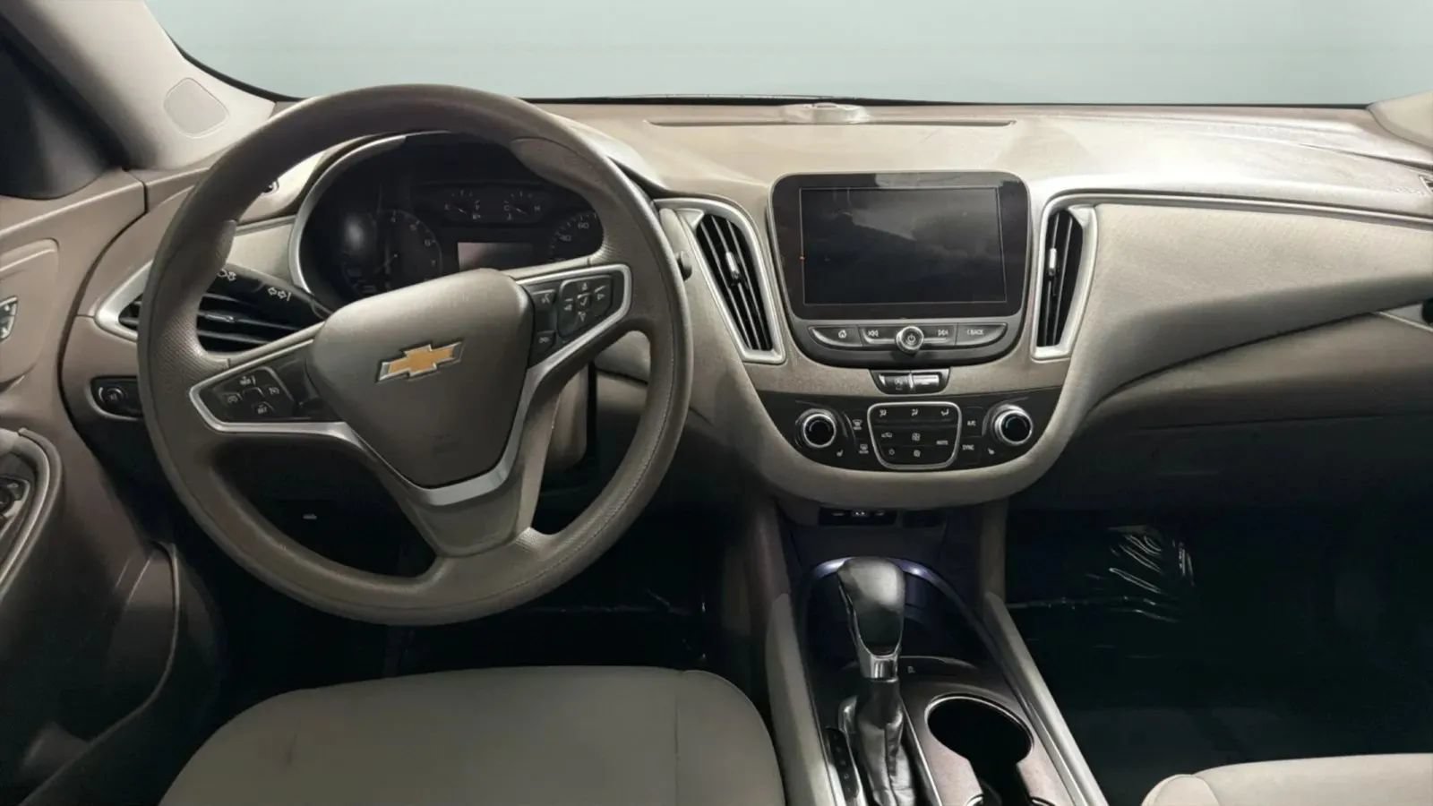 Used 2022 Chevrolet Malibu LT FWD image 10