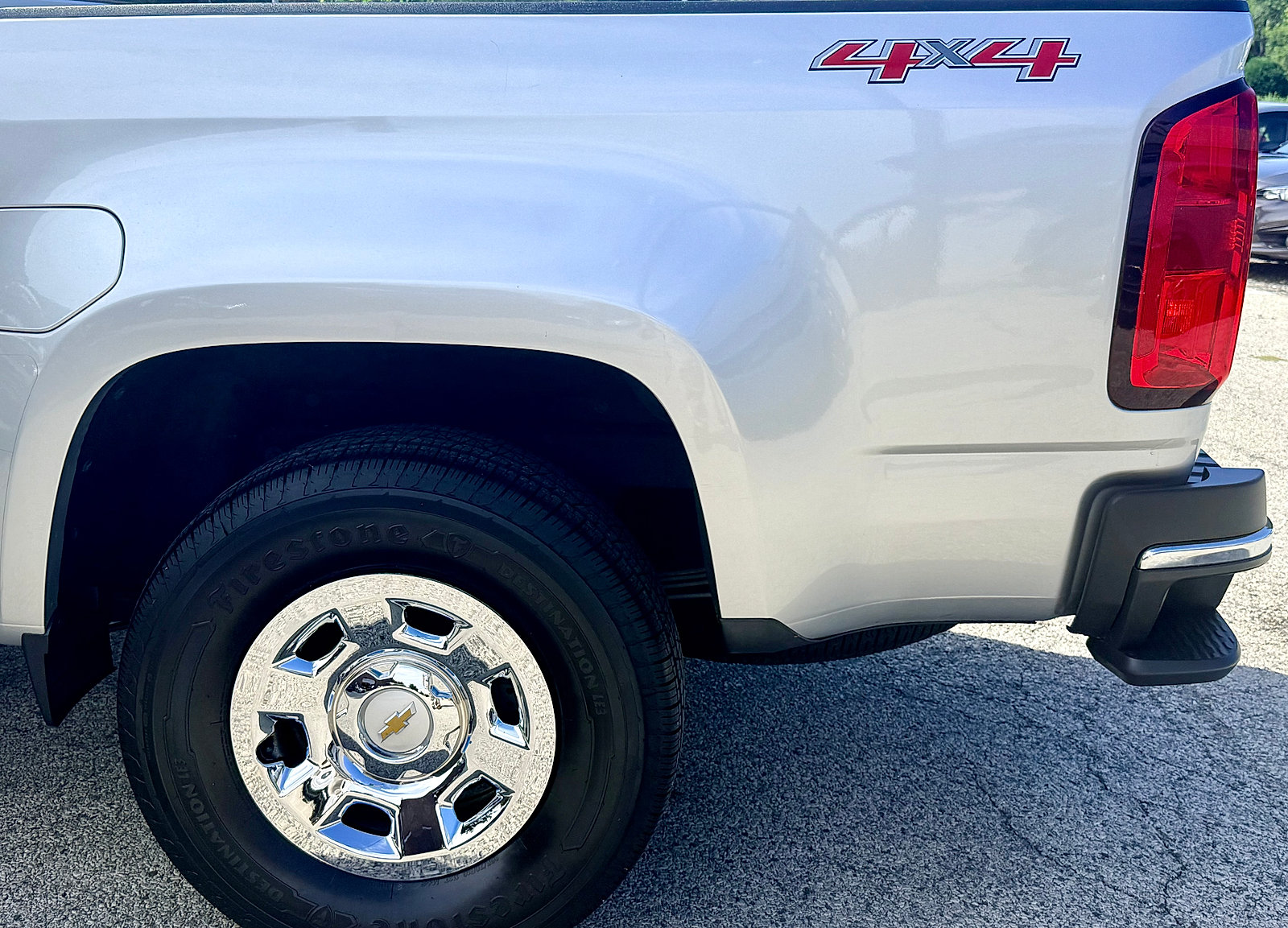 Used 2018 Chevrolet Colorado W/T w/ WT Convenience Package AWD/4WD image 10
