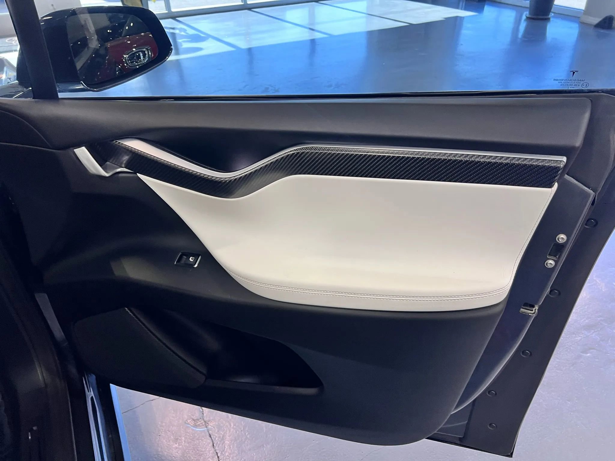 Used 2017 Tesla Model X 75D image 22