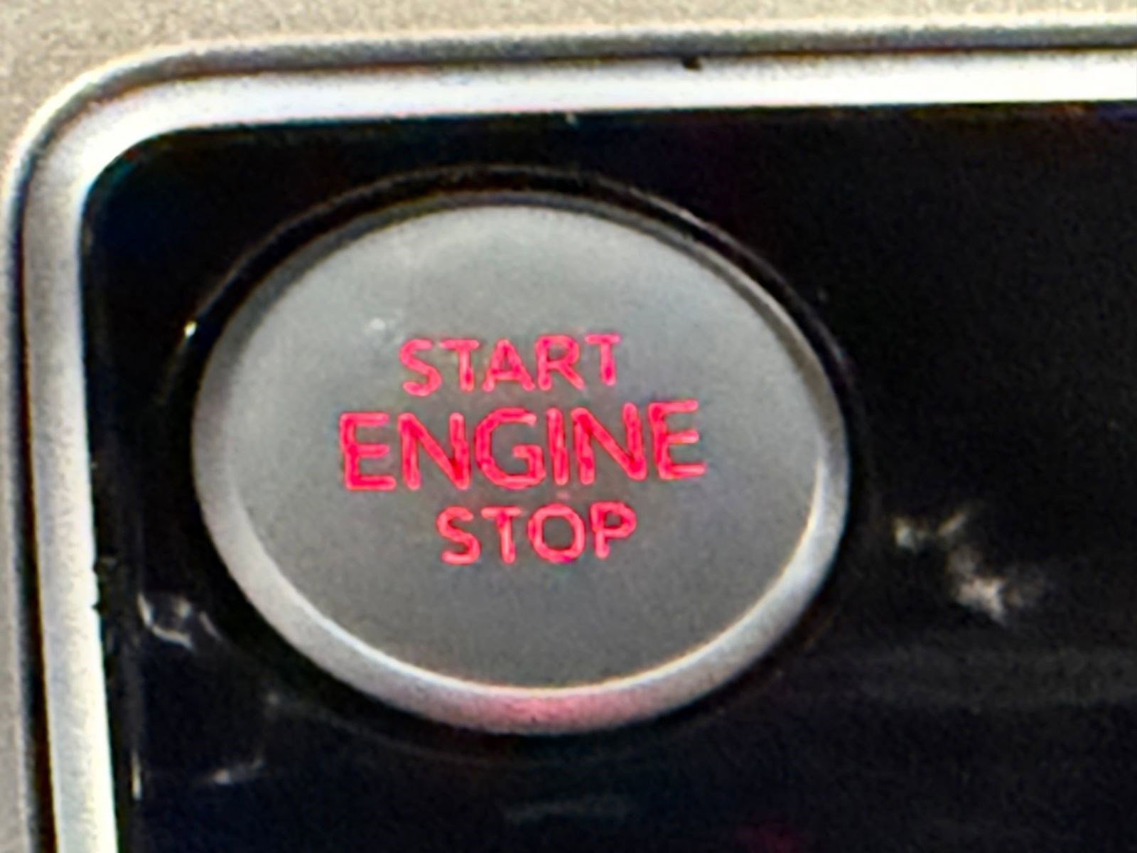 Used 2020 Volkswagen Passat 2.0T SEL image 28