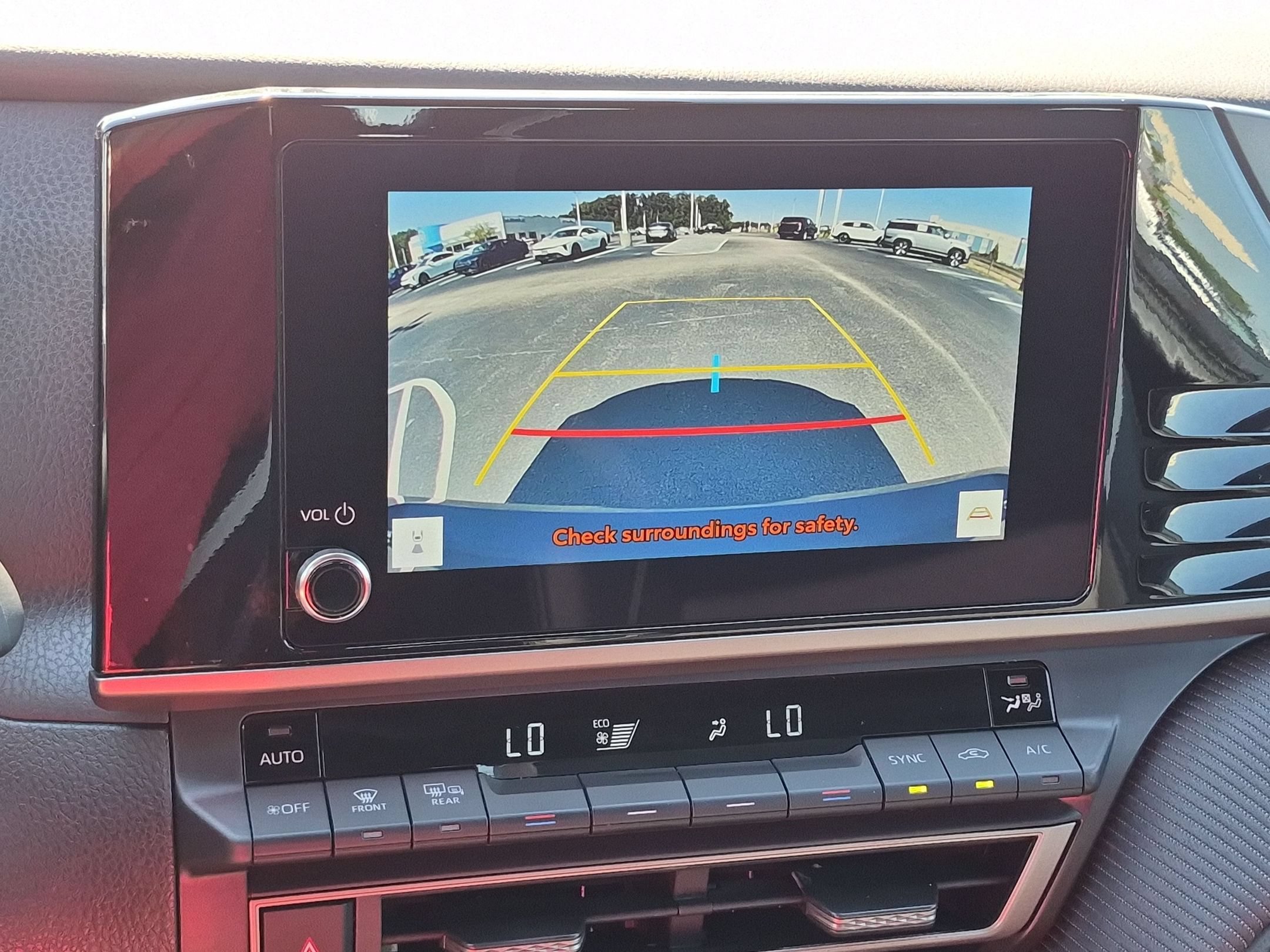 Used 2025 Toyota Camry SE FWD image 24