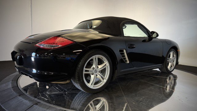 Used 2011 Porsche Boxster RWD image 32