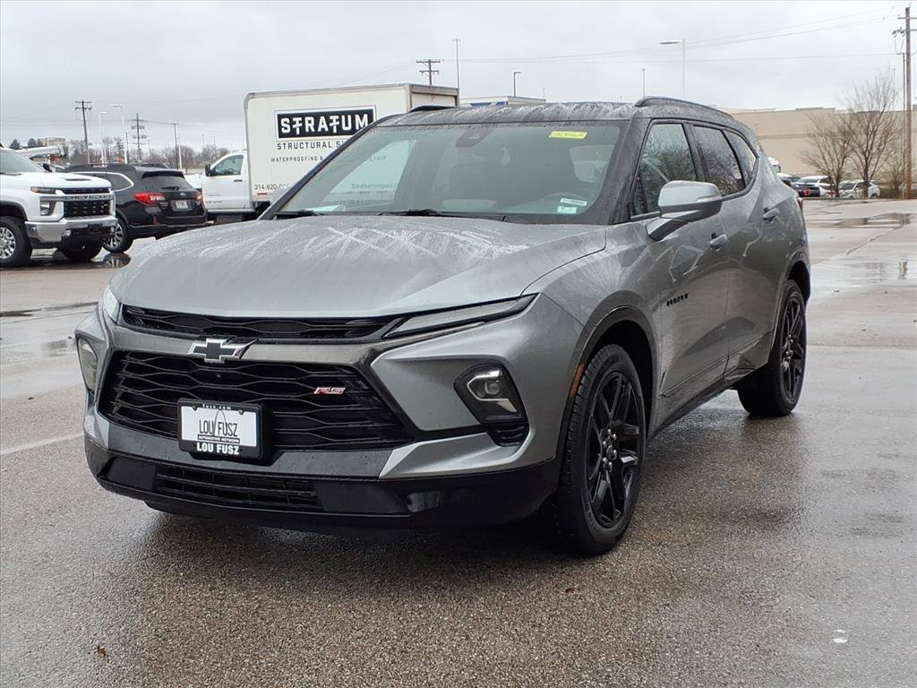 Used 2024 Chevrolet Blazer RS w/ Driver Confidence II Package image 2