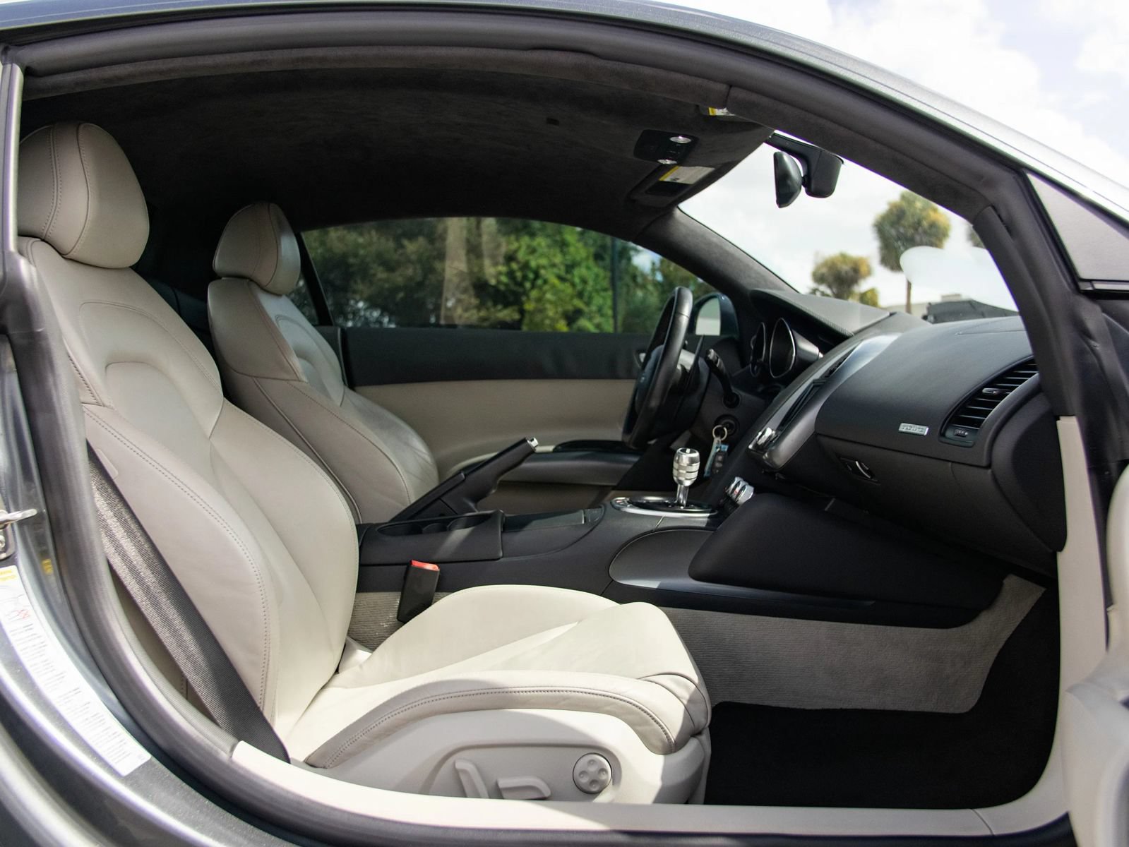Used 2009 Audi R8 V8 AWD/4WD image 31