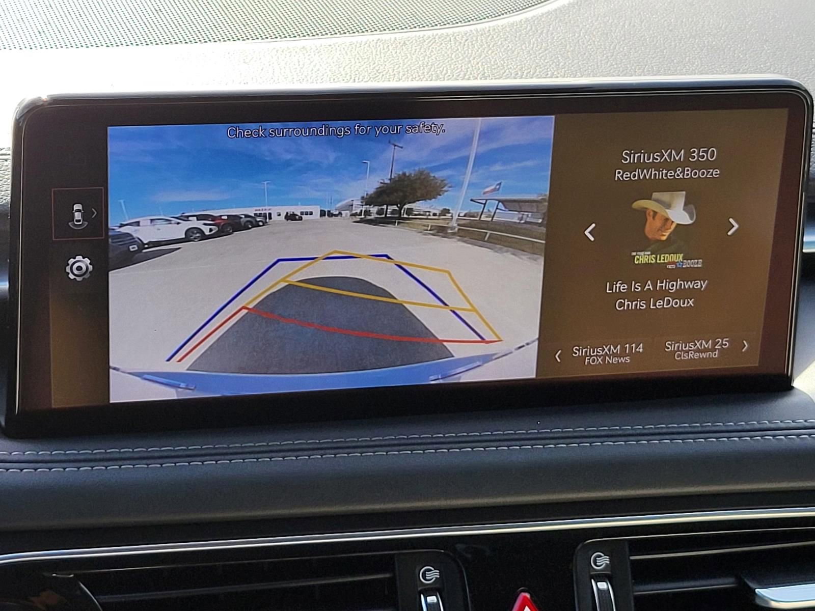 Used 2022 Genesis G70 3.3T image 27