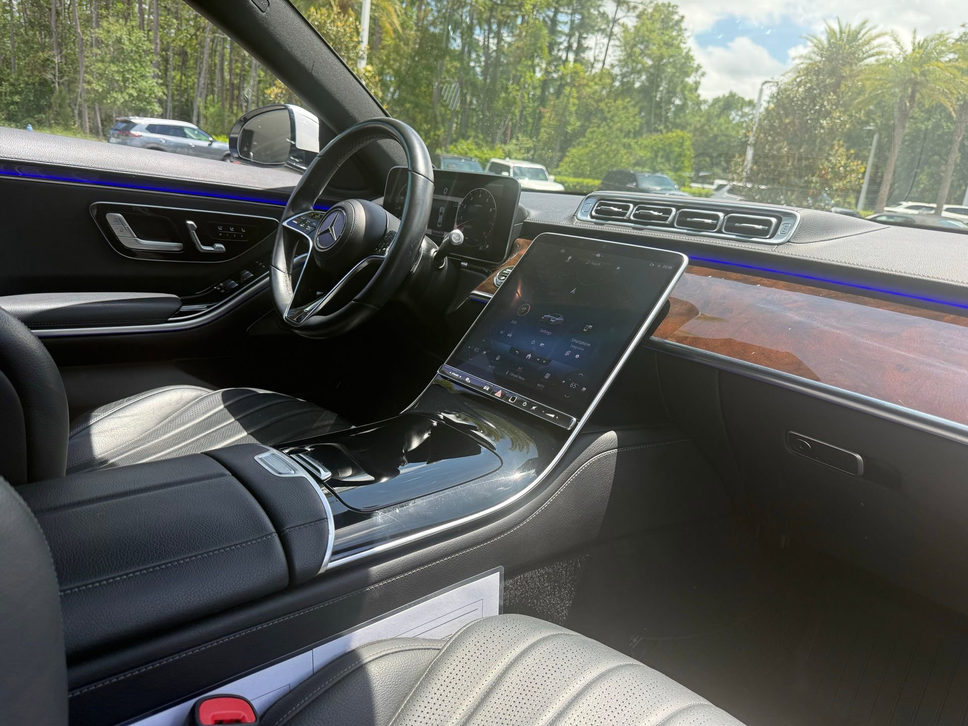 Used 2022 Mercedes-Benz S 500 4MATIC image 3