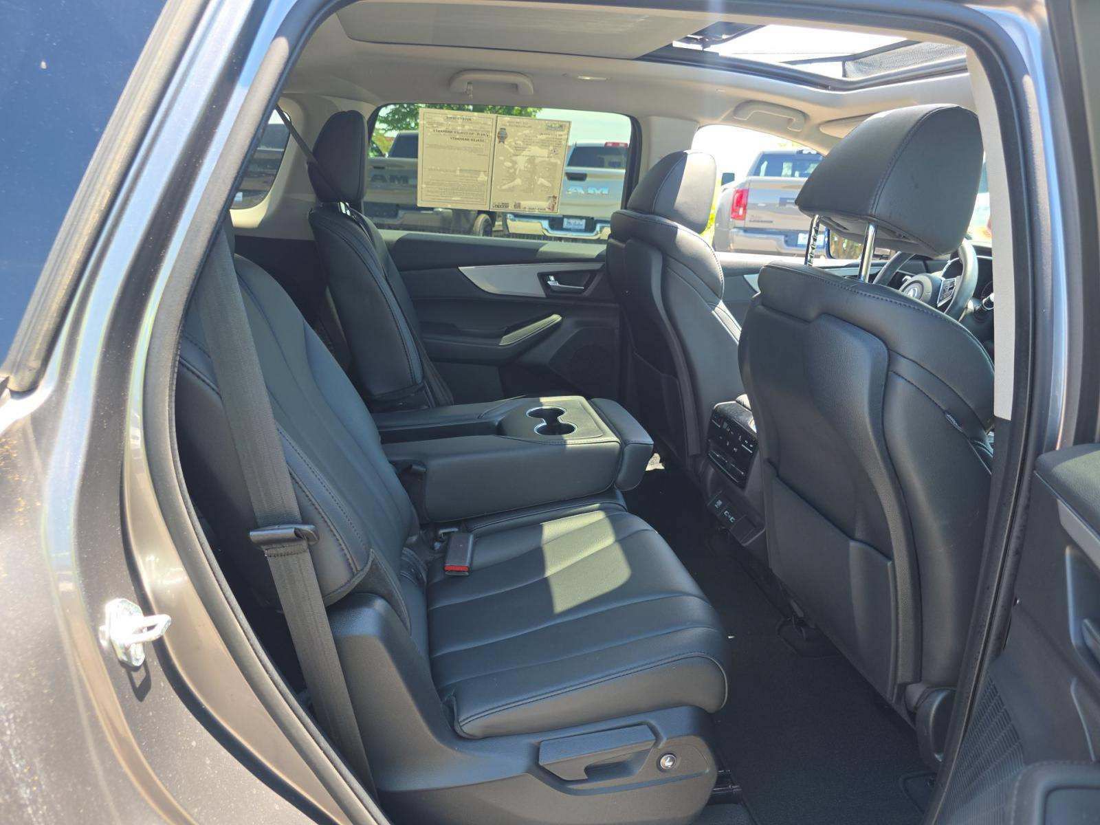 Used 2023 Acura MDX FWD image 27