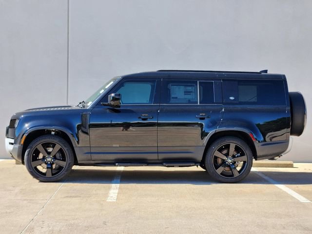 Used 2024 Land Rover Defender 130 S AWD/4WD image 4