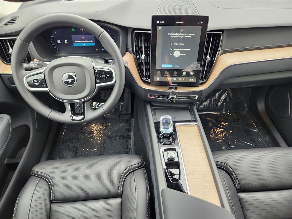 New 2026 Volvo XC60 B5 Ultra w/ Climate Package image 15