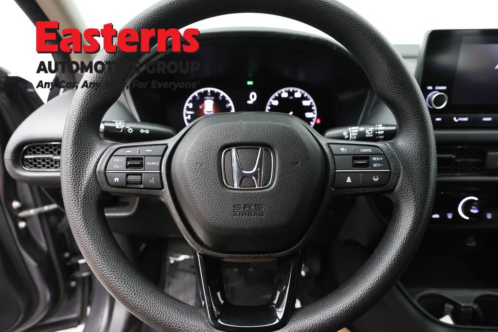 Used 2023 Honda HR-V LX image 10