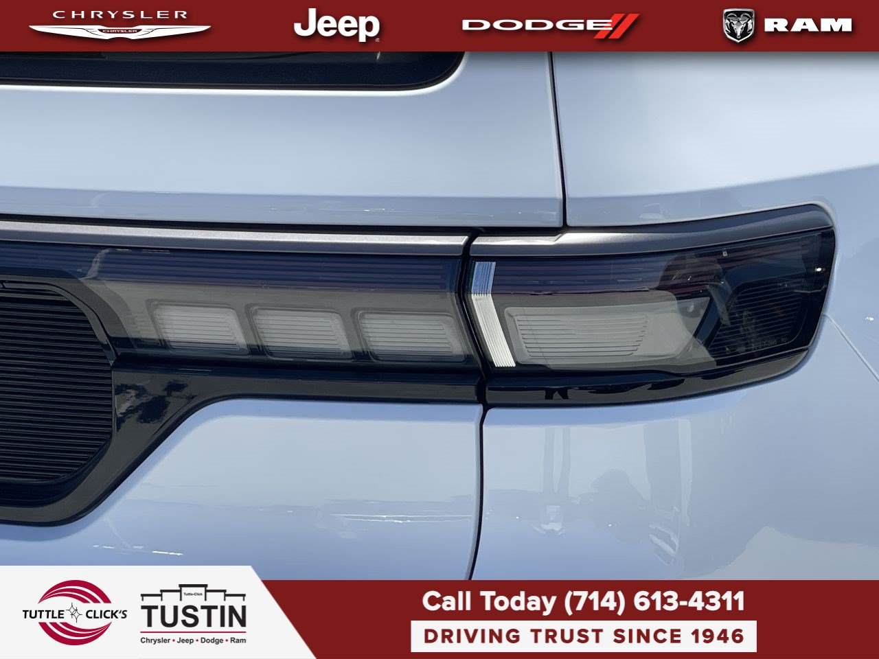 New 2026 Jeep Grand Wagoneer Limited AWD/4WD image 9