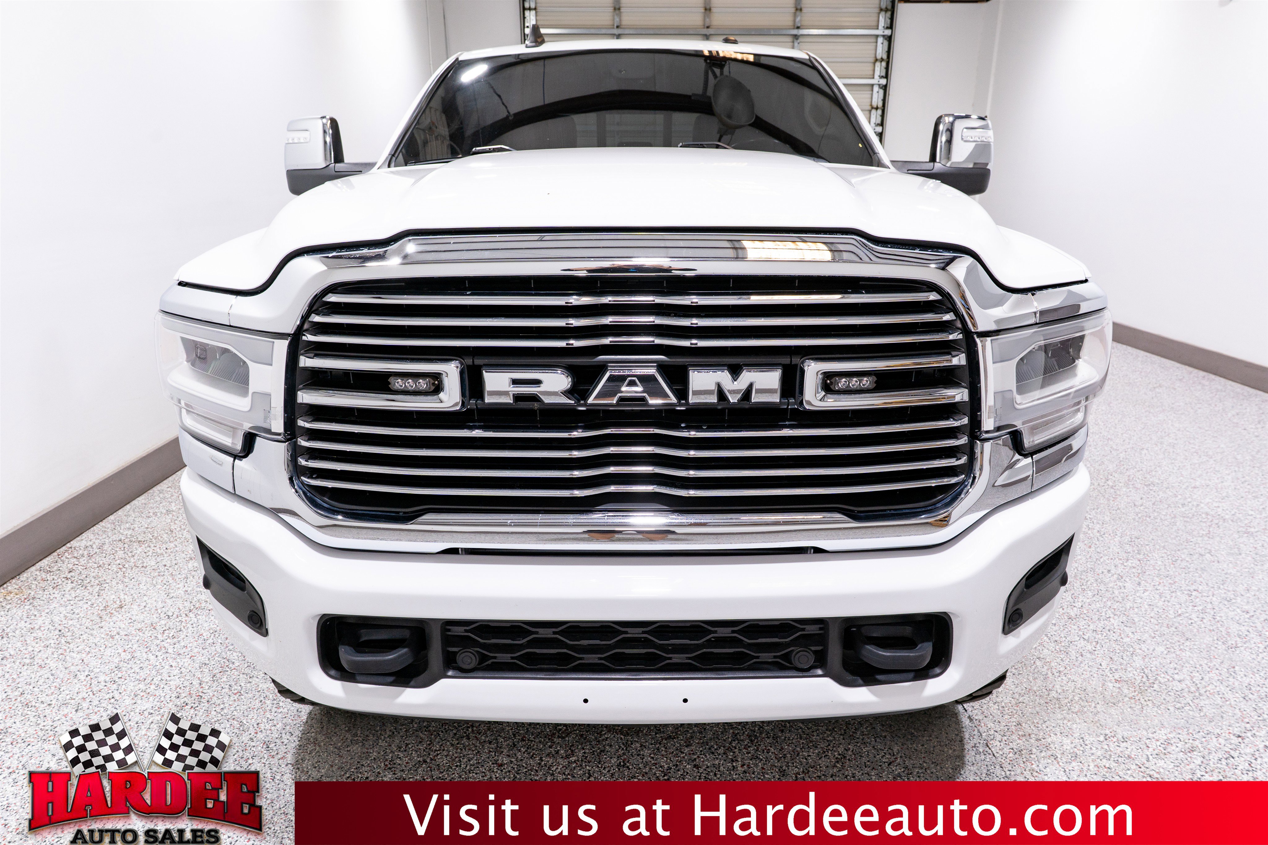 Used 2023 RAM 2500 Laramie AWD/4WD image 7
